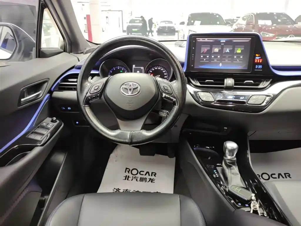 Toyota C-HR 2020 2.0L Leading Edition купить на сайте DeffCars