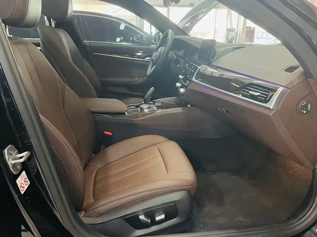 BMW 5 Series 2020 525Li M Sports Package купить на сайте DeffCars