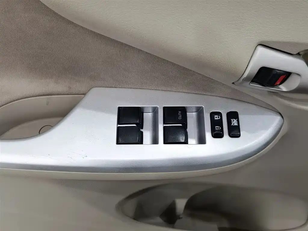 Corolla 2008 1.8L automatic GL-i sunroof special edition купить на сайте DeffCars