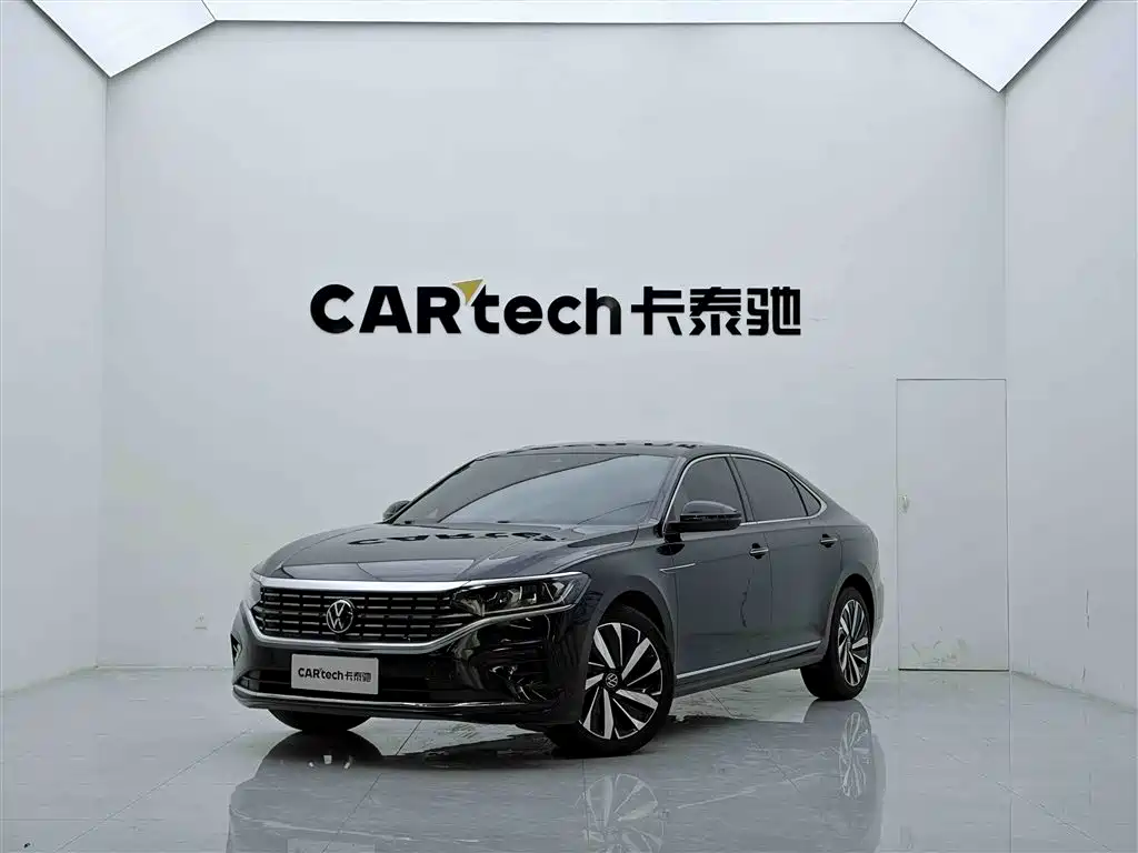 Passat 2022 330TSI Deluxe Edition купить на сайте DeffCars