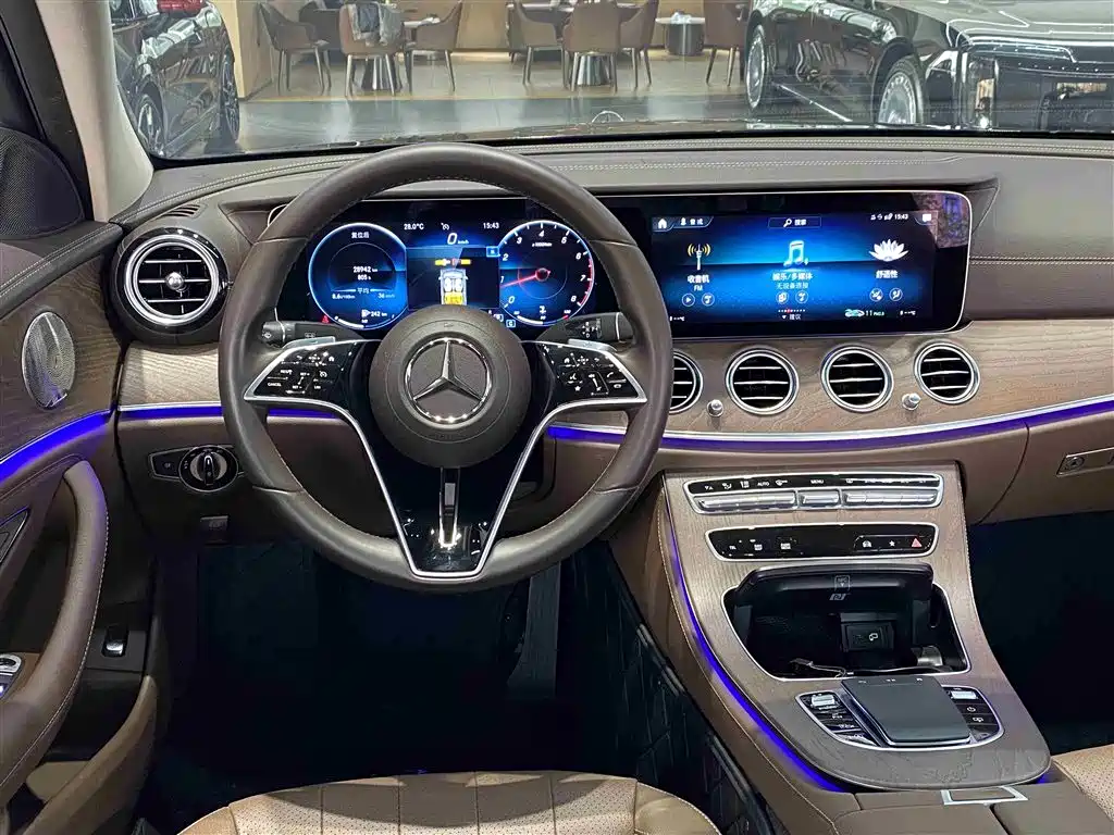 Mercedes-Benz E-Class 2022 E 300 L Luxury Model купить на сайте DeffCars