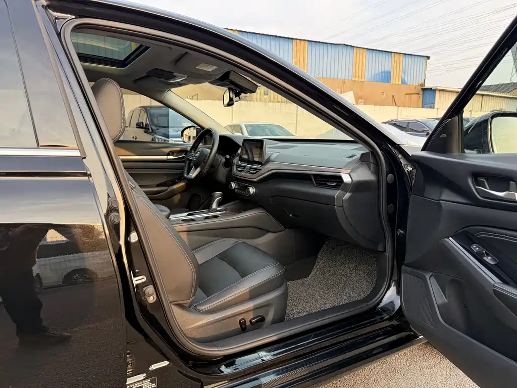 Teana 2021 2.0L XL Upper AD1 Smart Travel Pilot Edition купить на сайте DeffCars
