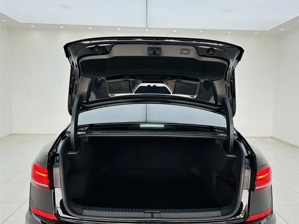 Passat 2023 facelift 380TSI luxury version купить на сайте DeffCars