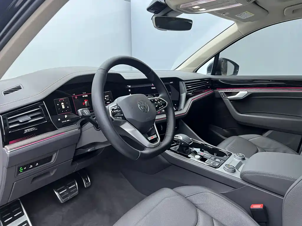 Touareg 2021 2.0TSI Ruishang Edition купить на сайте DeffCars