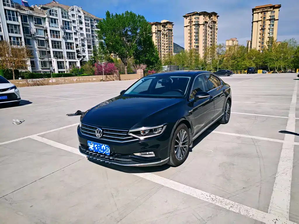 Magotan 2020 330TSI DSG luxury model купить на сайте DeffCars