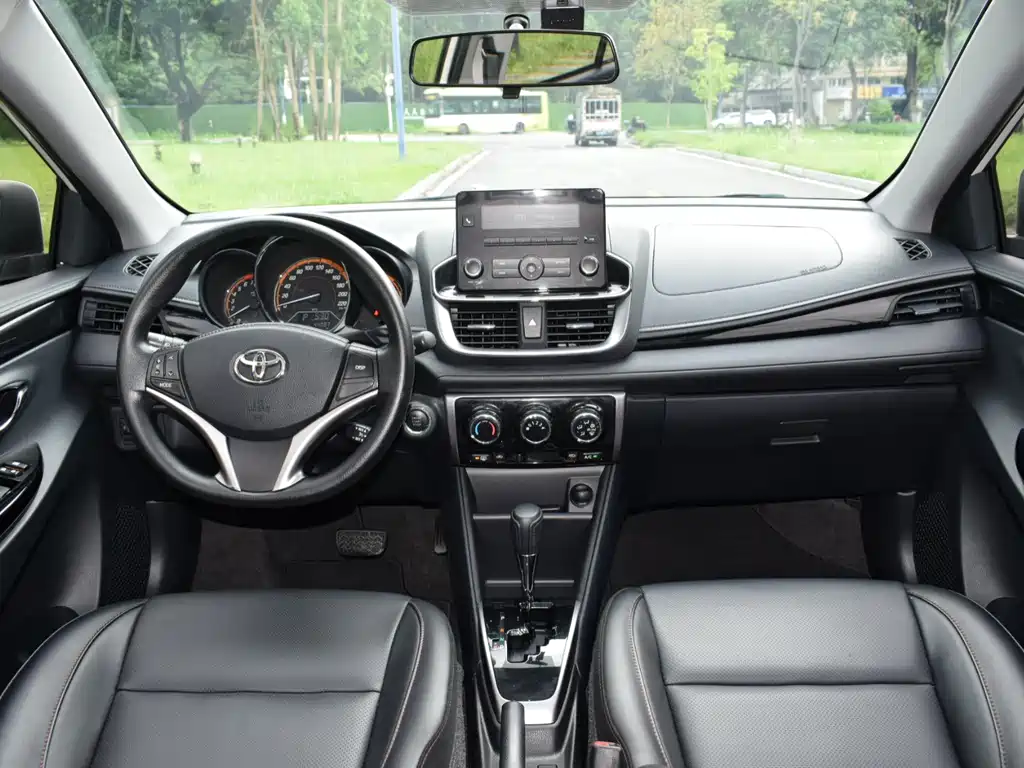 YARiS L Zhixuan 2022 Zhixuan X 1.5L CVT luxury PLUS version купить на сайте DeffCars