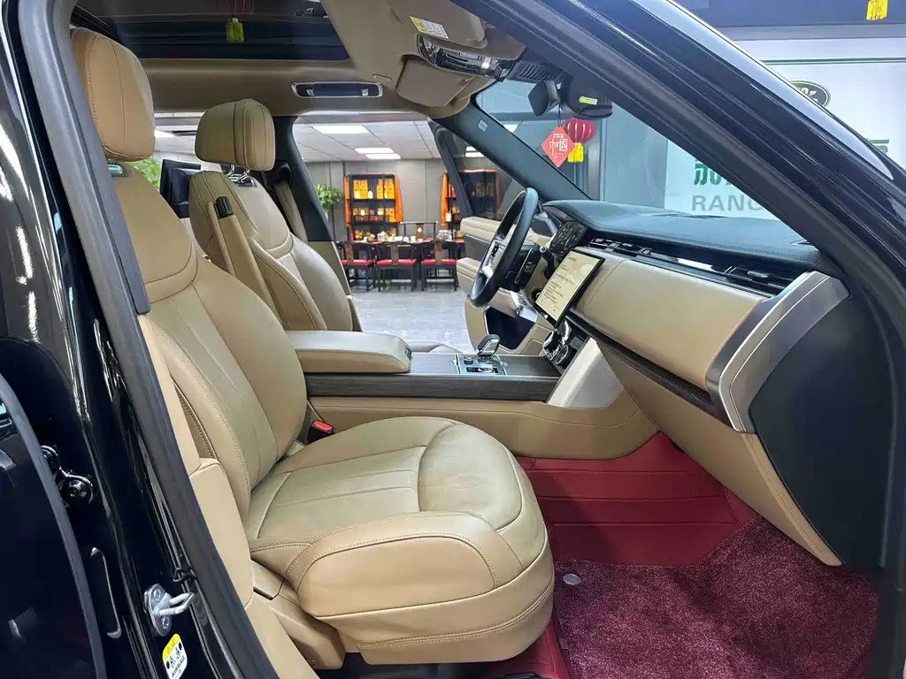 Range Rover 2023 facelift 3.0 L6 400PS Extended Edition купить на сайте DeffCars