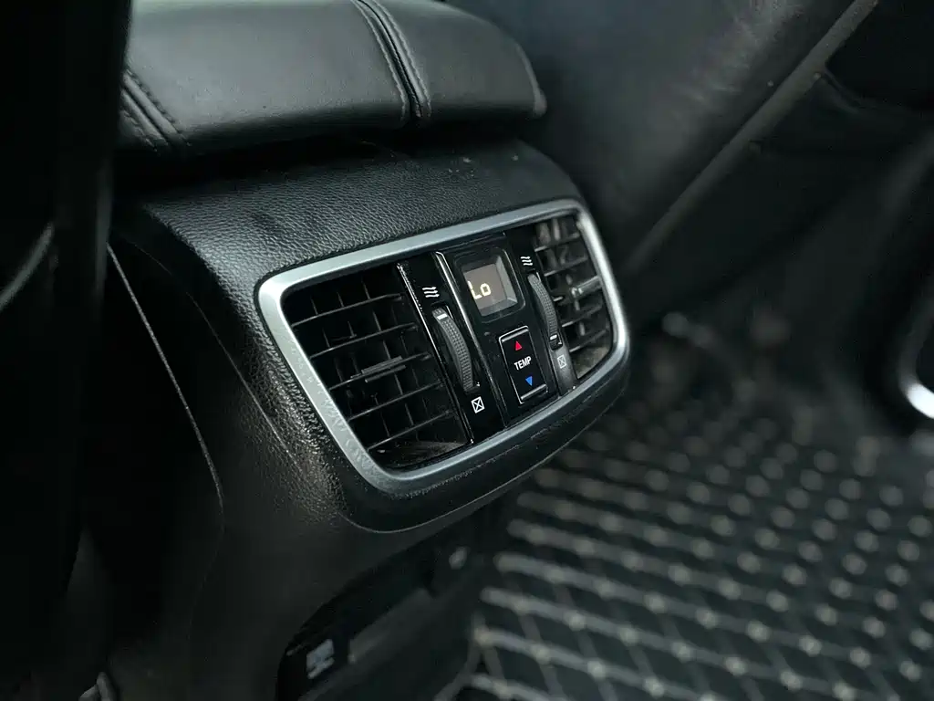 Guandao 2019 240TURBO 2WD Deluxe Edition купить на сайте DeffCars