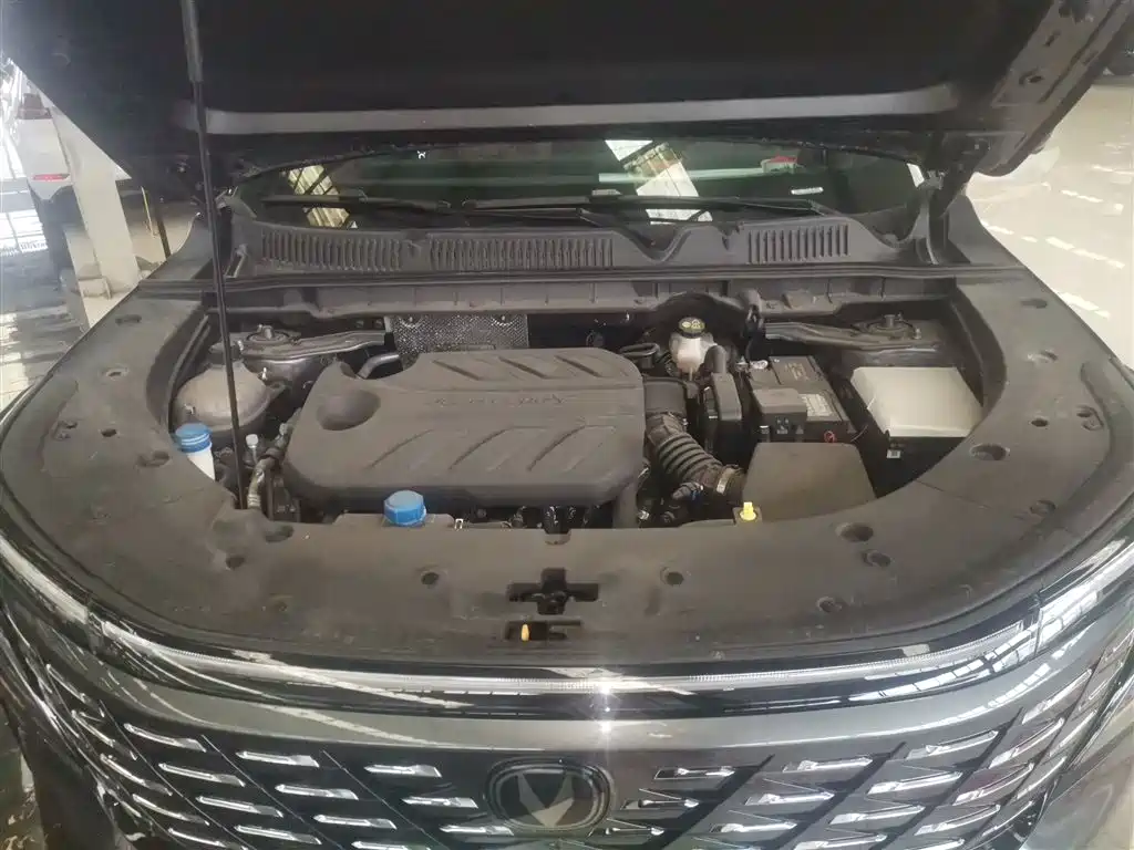 Changan CS75PLUS 2025 fourth generation 1.5T new Blue Whale smart exclusive model купить на сайте DeffCars