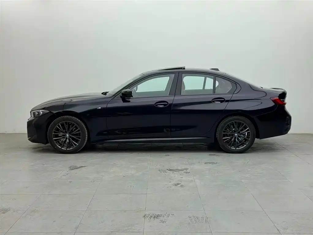 BMW 3 Series 2023 330i M Sports Night Package купить на сайте DeffCars