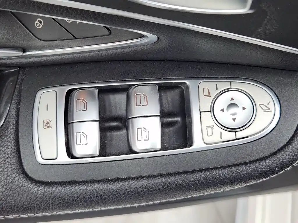 Mercedes-Benz C-Class 2018 C 200 L Sports Edition купить на сайте DeffCars