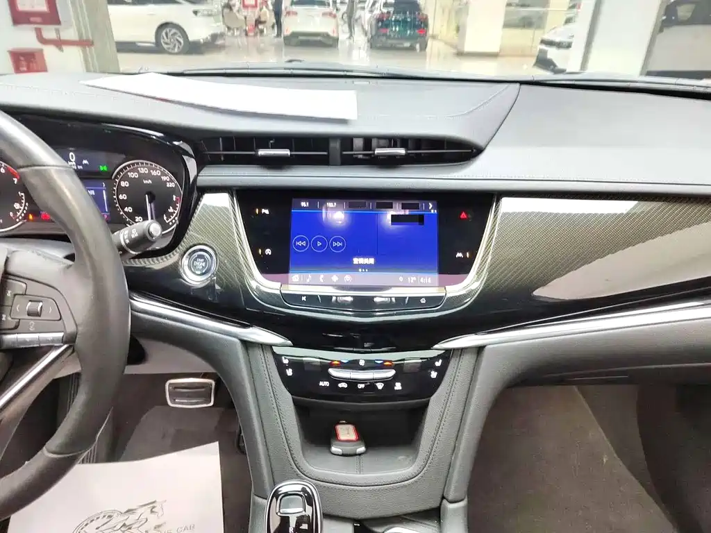 Cadillac XT6 2022 2.0T six-seat four-wheel drive premium model купить на сайте DeffCars