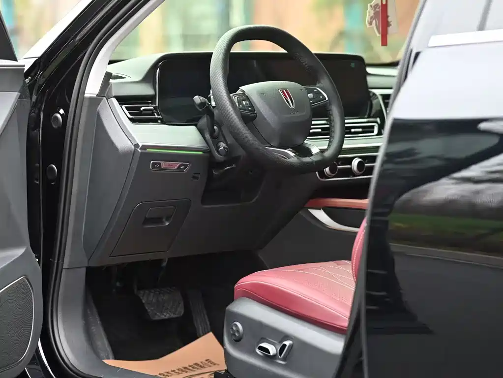 Hongqi HS5 2026 2.0T two-wheel drive Qixiang Pro version купить на сайте DeffCars
