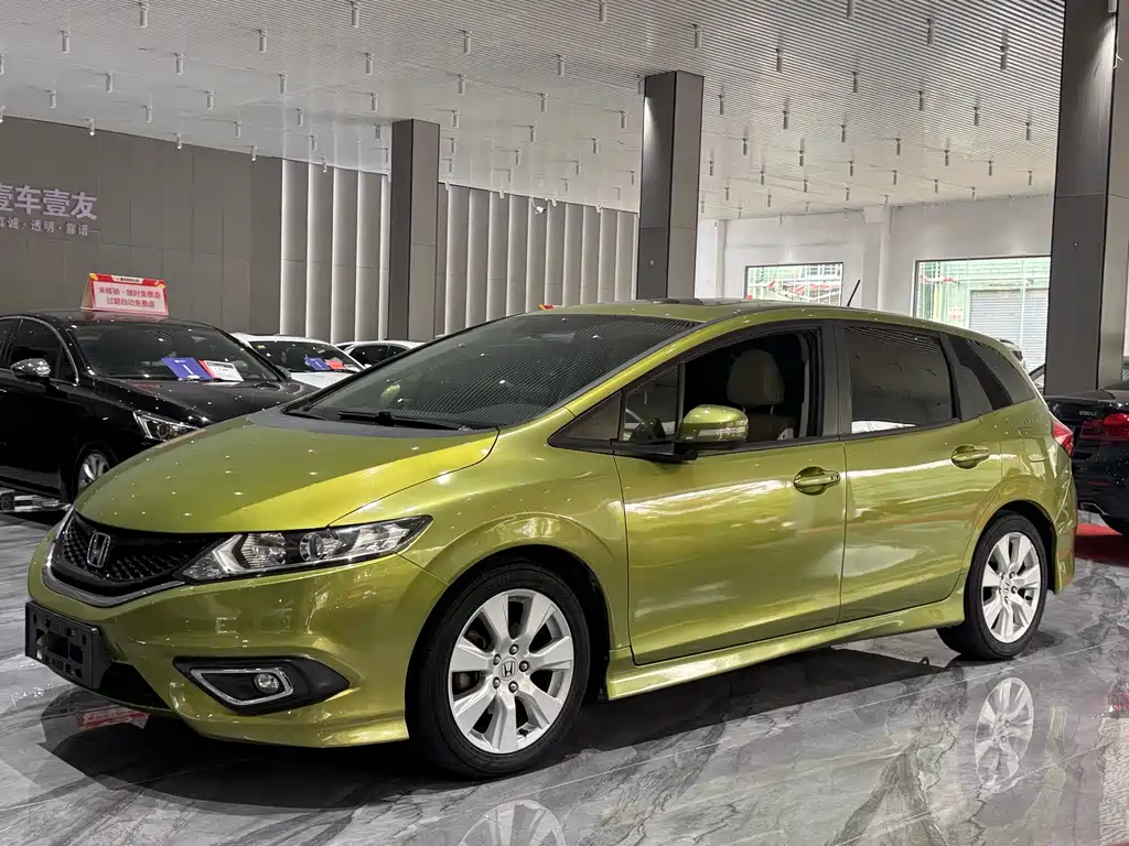 Jade 2016 1.8L automatic comfort elite version 5 seats купить на сайте DeffCars