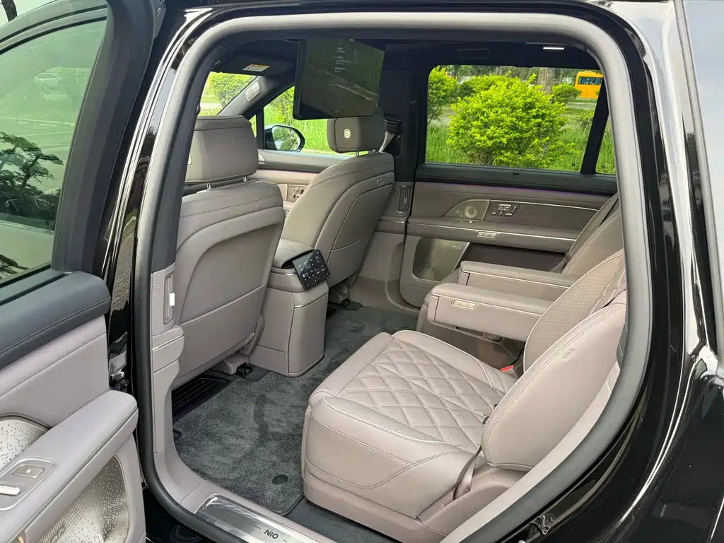 NIO ES8 2026 Six-seater Executive Deluxe Edition купить на сайте DeffCars