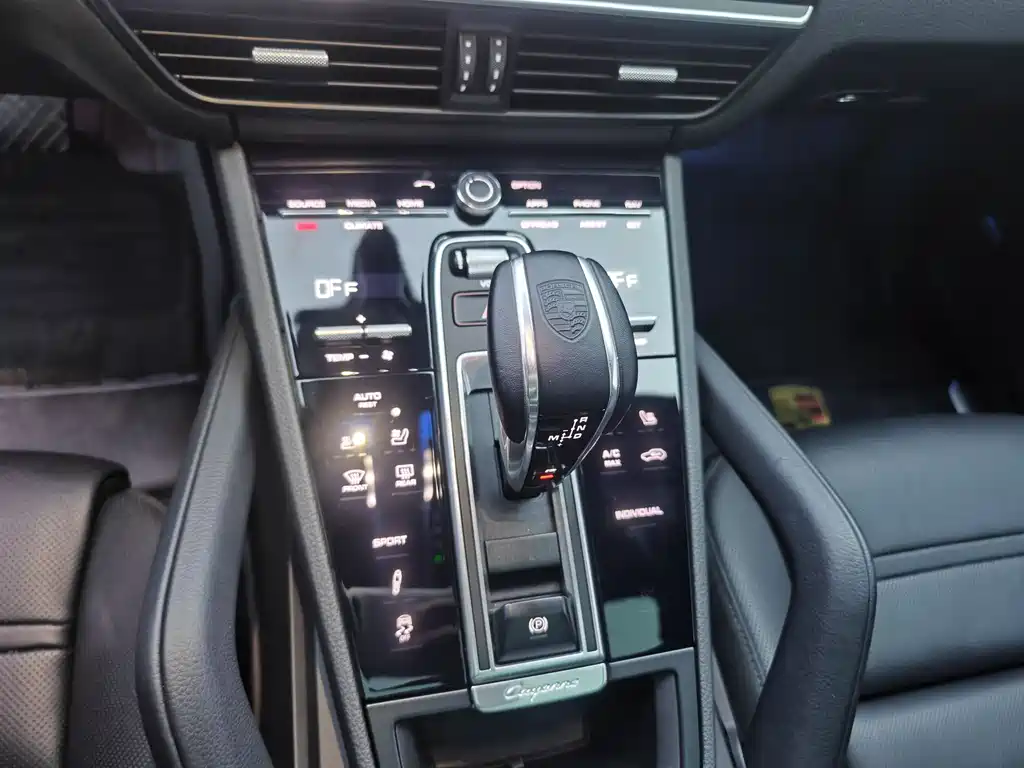 Cayenne 2019 Cayenne 3.0T купить на сайте DeffCars