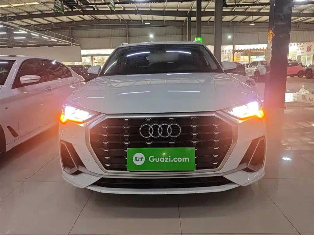 Audi Q3 2020 35 TFSI Fashionable and Dynamic купить на сайте DeffCars