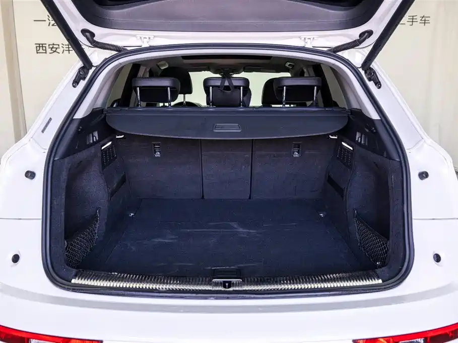 Audi Q5L 2020 facelift 40 TFSI enjoys fashionable style купить на сайте DeffCars