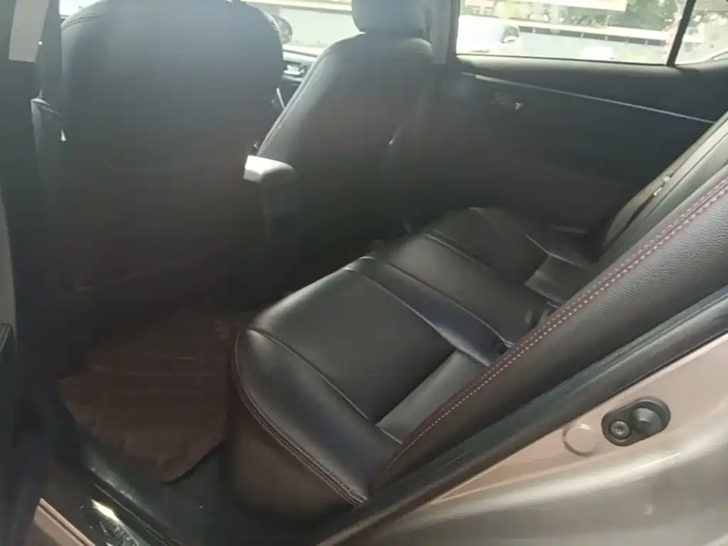 Corolla 2014 1.6L CVT GL-i купить на сайте DeffCars