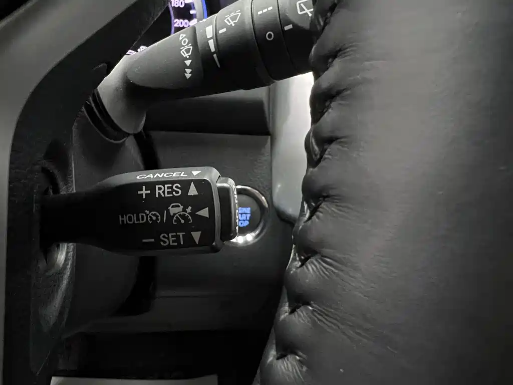 Highlander 2018 2.0T four-wheel drive premium version, 7 seats, National VI купить на сайте DeffCars