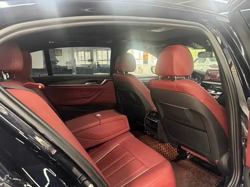 BMW 5 Series 2021 facelift 530Li xDrive M Sports Package купить на сайте DeffCars