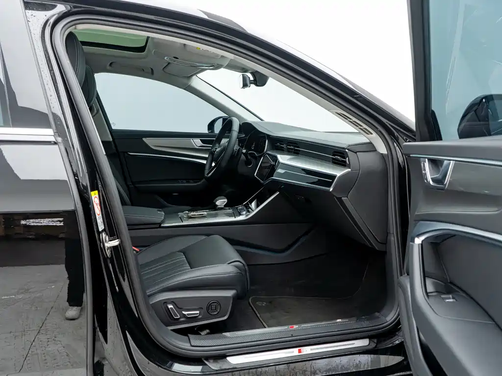 Audi A6L 2025 45 TFSI Premium Dynamic + Ventilation Comfort Package купить на сайте DeffCars