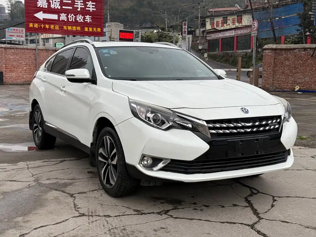 Venucia T90 2017 2.0L CVT Smart Edition купить на сайте DeffCars