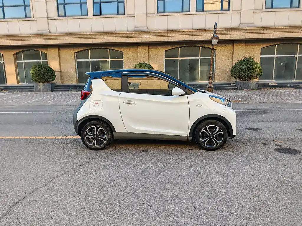 Little Ant 2021 Model 150,000 Ant Pink Model Ant Cool Edition Lithium Iron Phosphate купить на сайте DeffCars