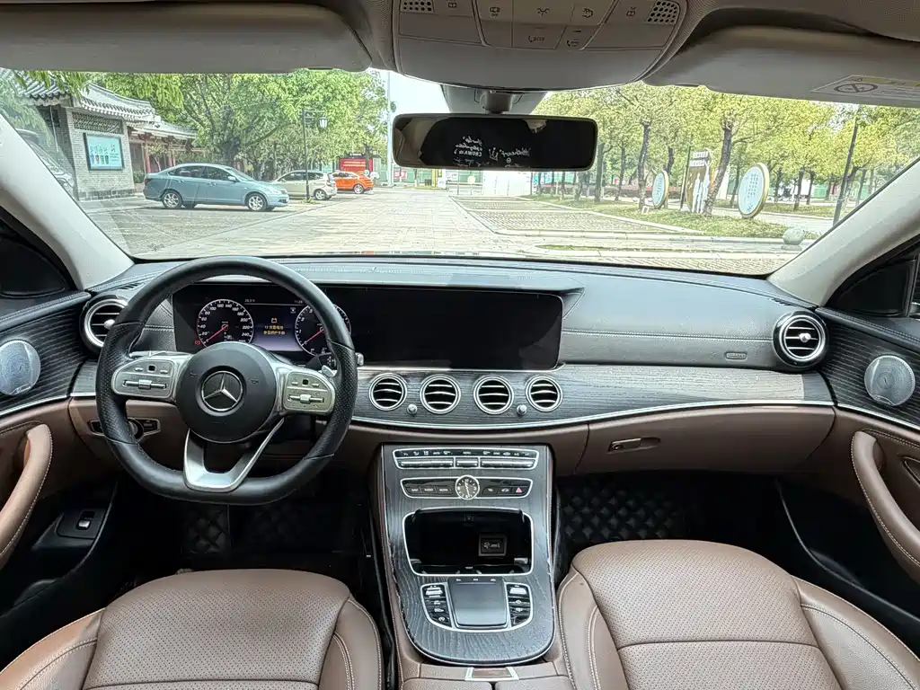 Mercedes-Benz E-Class 2020 E 300 L Luxury Model купить на сайте DeffCars