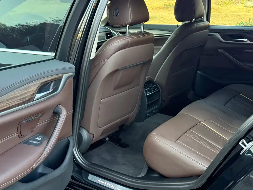 BMW 5 Series 2019 530Li Leading Luxury Package купить на сайте DeffCars