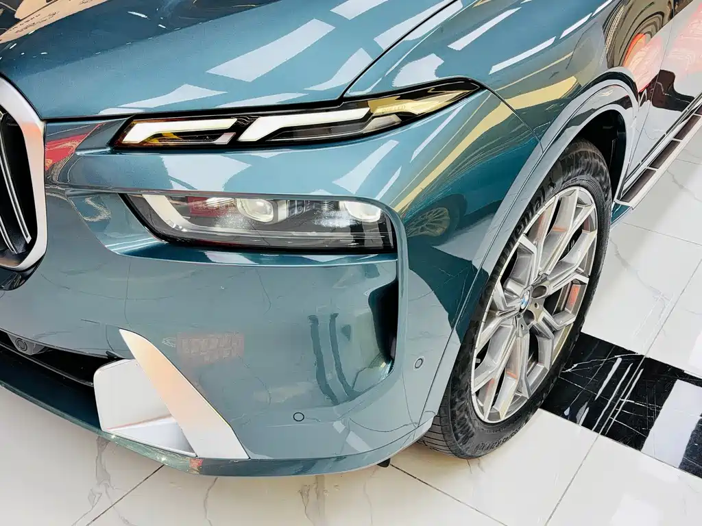 BMW X7 2023 xDrive40i Leading Luxury Package купить на сайте DeffCars