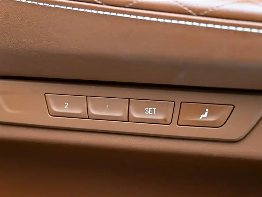 BMW 7 Series 2019 facelift 740Li xDrive Executive M Sports Package купить на сайте DeffCars