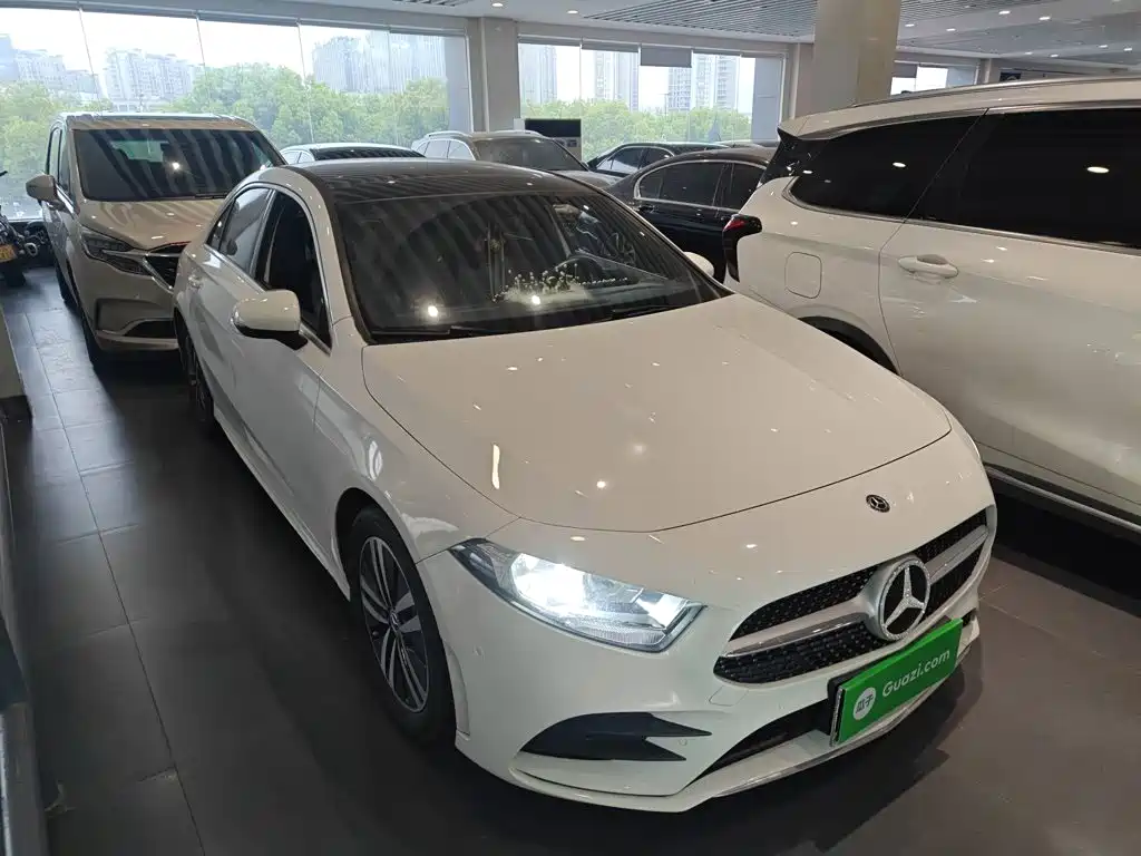 Mercedes-Benz A-Class 2020 A 180 L Sports Sedan купить на сайте DeffCars