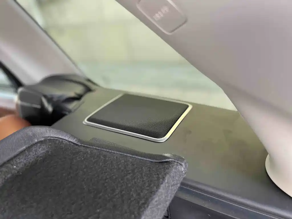 Range Rover 2020 3.0 L6 Honor Creation Extended Edition купить на сайте DeffCars