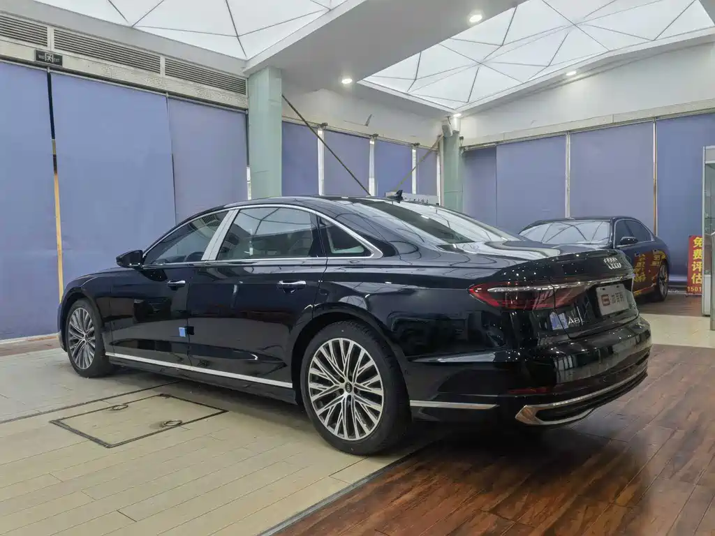 Audi A8 2024 A8L 50 TFSI quattro Premium Selection купить на сайте DeffCars