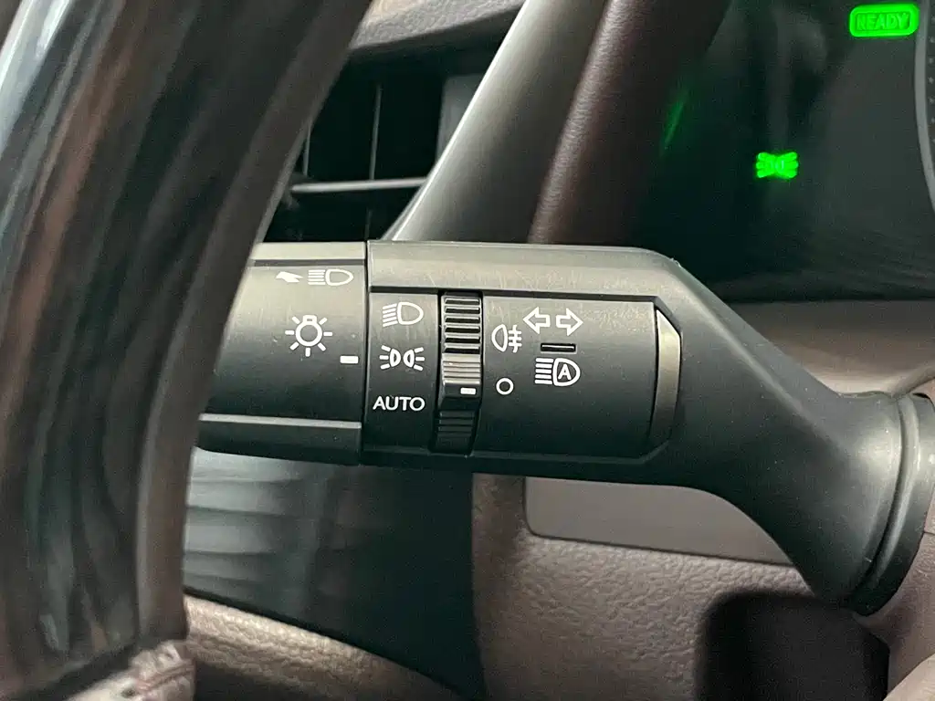 Lexus ES 2021 300h Executive Edition купить на сайте DeffCars