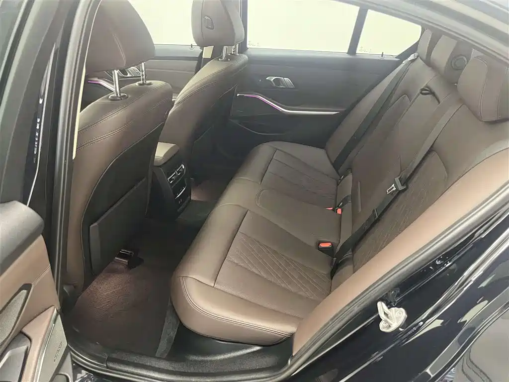 BMW 3 Series 2022 325i M Sports Night Package купить на сайте DeffCars