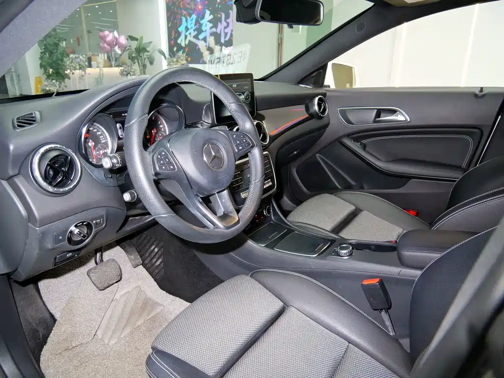 Mercedes-Benz CLA (imported) 2017 facelift CLA 180 купить на сайте DeffCars