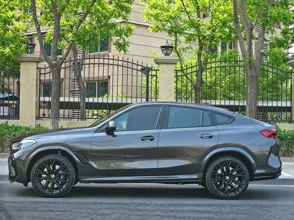 BMW X6 M 2022 X6 M купить на сайте DeffCars