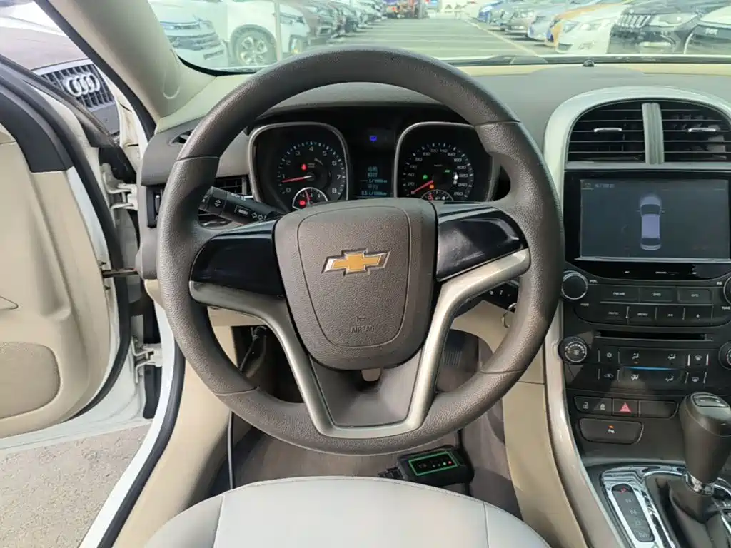 Malibu 2014 2.0L Automatic Comfort Edition купить на сайте DeffCars