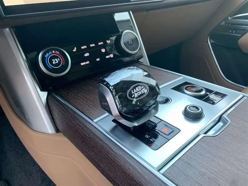 Range Rover 2023 3.0 L6 360PS Grand Edition купить на сайте DeffCars