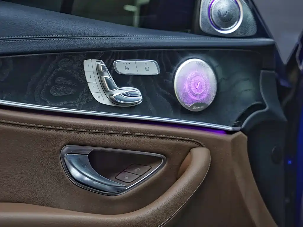 Mercedes-Benz E-Class 2017 E 300 L Sports Luxury Model купить на сайте DeffCars