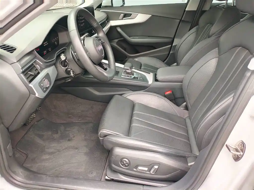 Audi A4L 2024 40 TFSI Fashionable and Dynamic купить на сайте DeffCars