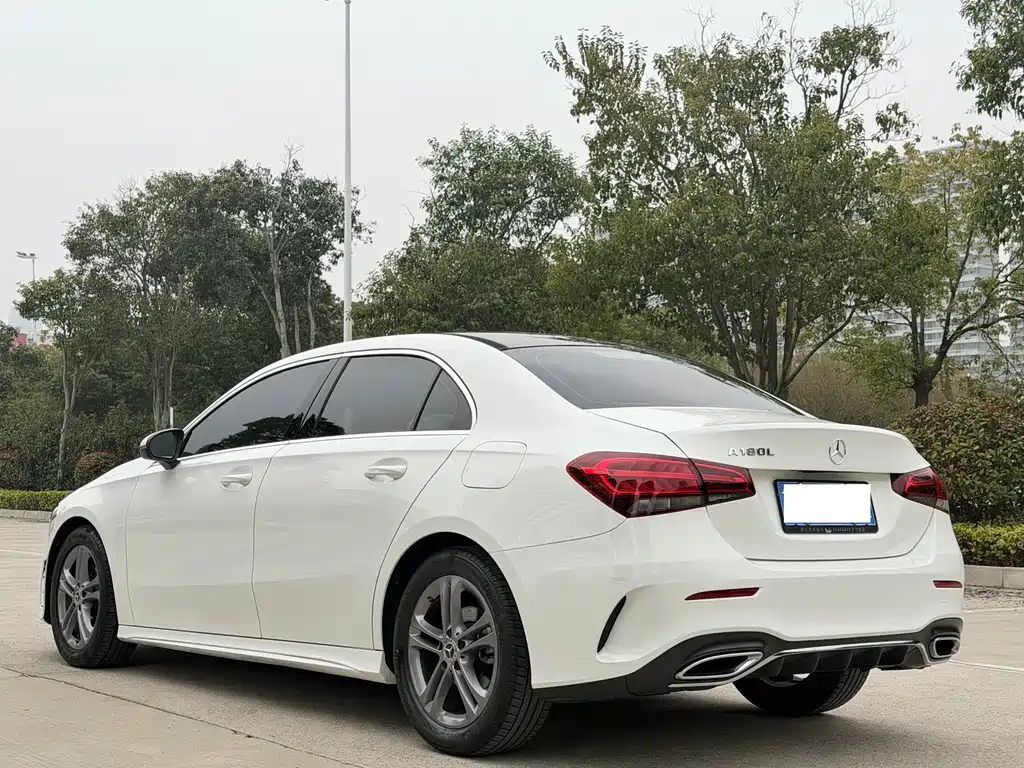 Mercedes-Benz A-Class 2022 A 180 L Sports Sedan купить на сайте DeffCars
