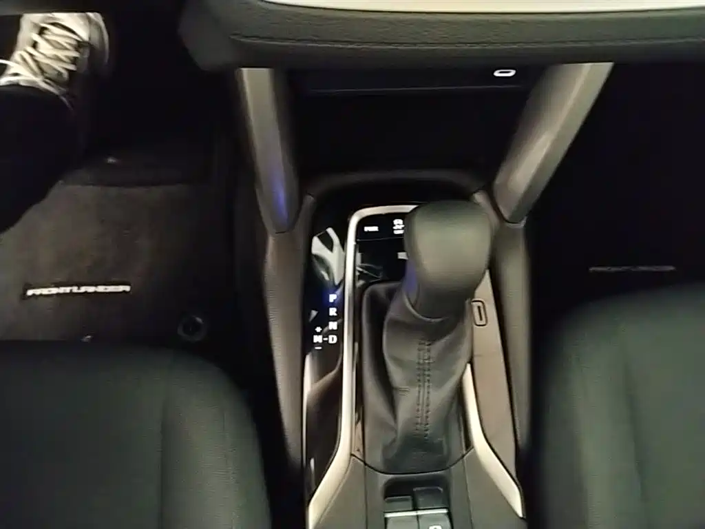 Fenglanda 2023 2.0L CVT leading version купить на сайте DeffCars