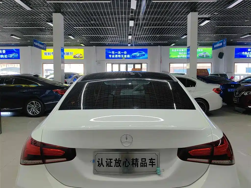 Mercedes-Benz A-Class 2022 A 200 L Sports Sedan Dynamic Type купить на сайте DeffCars