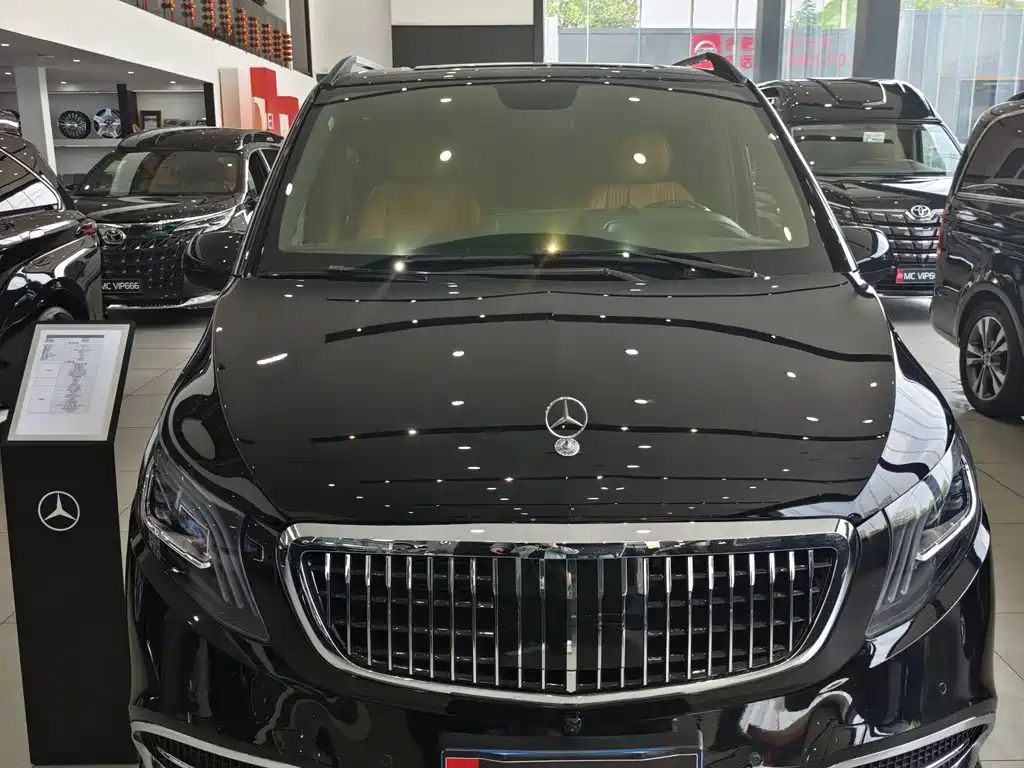 Vito 2023 2.0T Business Edition 7 seats купить на сайте DeffCars