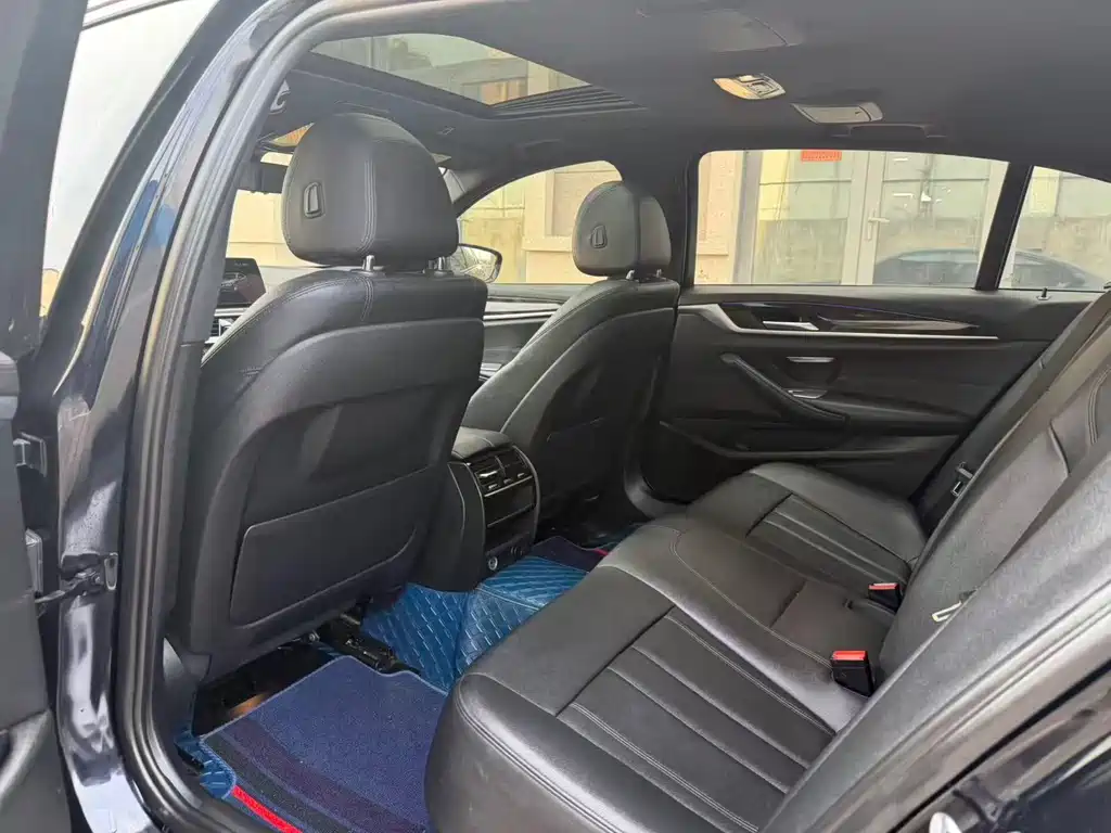 BMW 5 Series 2018 525Li M Sports Package купить на сайте DeffCars