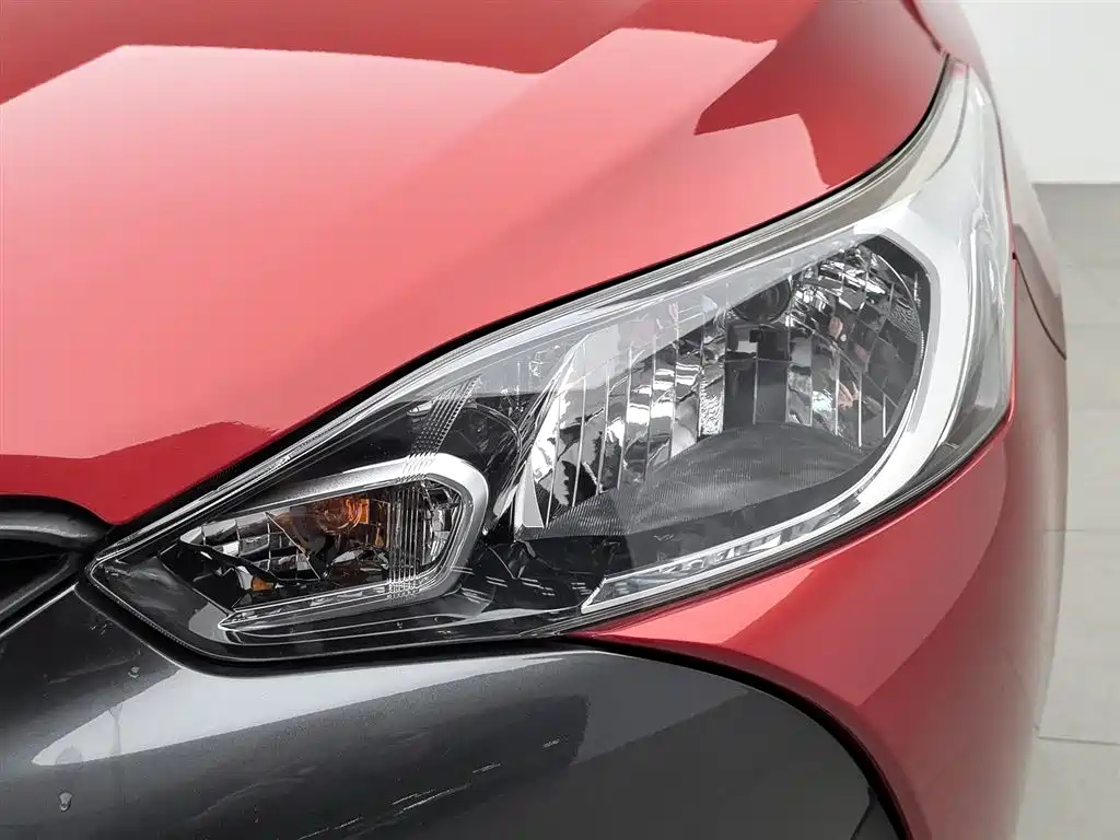 YARiS L Zhixuan 2020 1.5L CVT leading version купить на сайте DeffCars