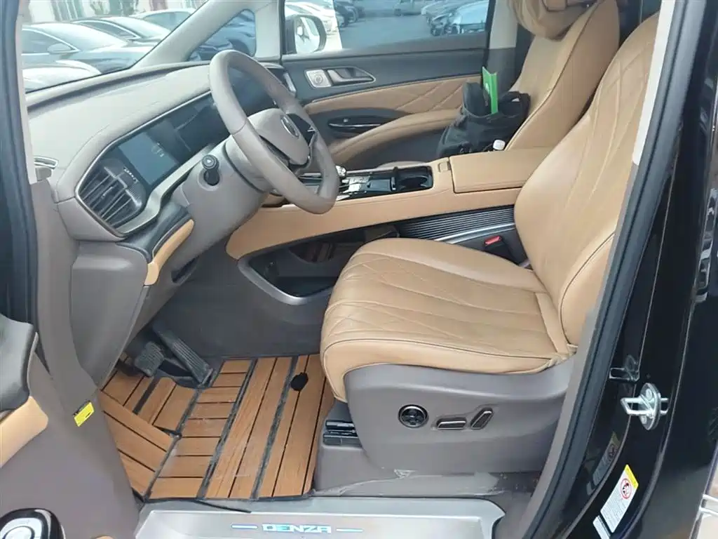 Denza D9 2022 EV 600 four-wheel drive flagship model купить на сайте DeffCars